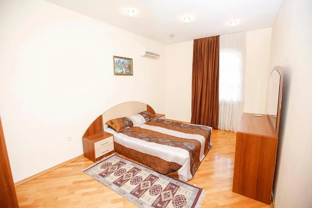 Badamdar Baku Villa 0*,
